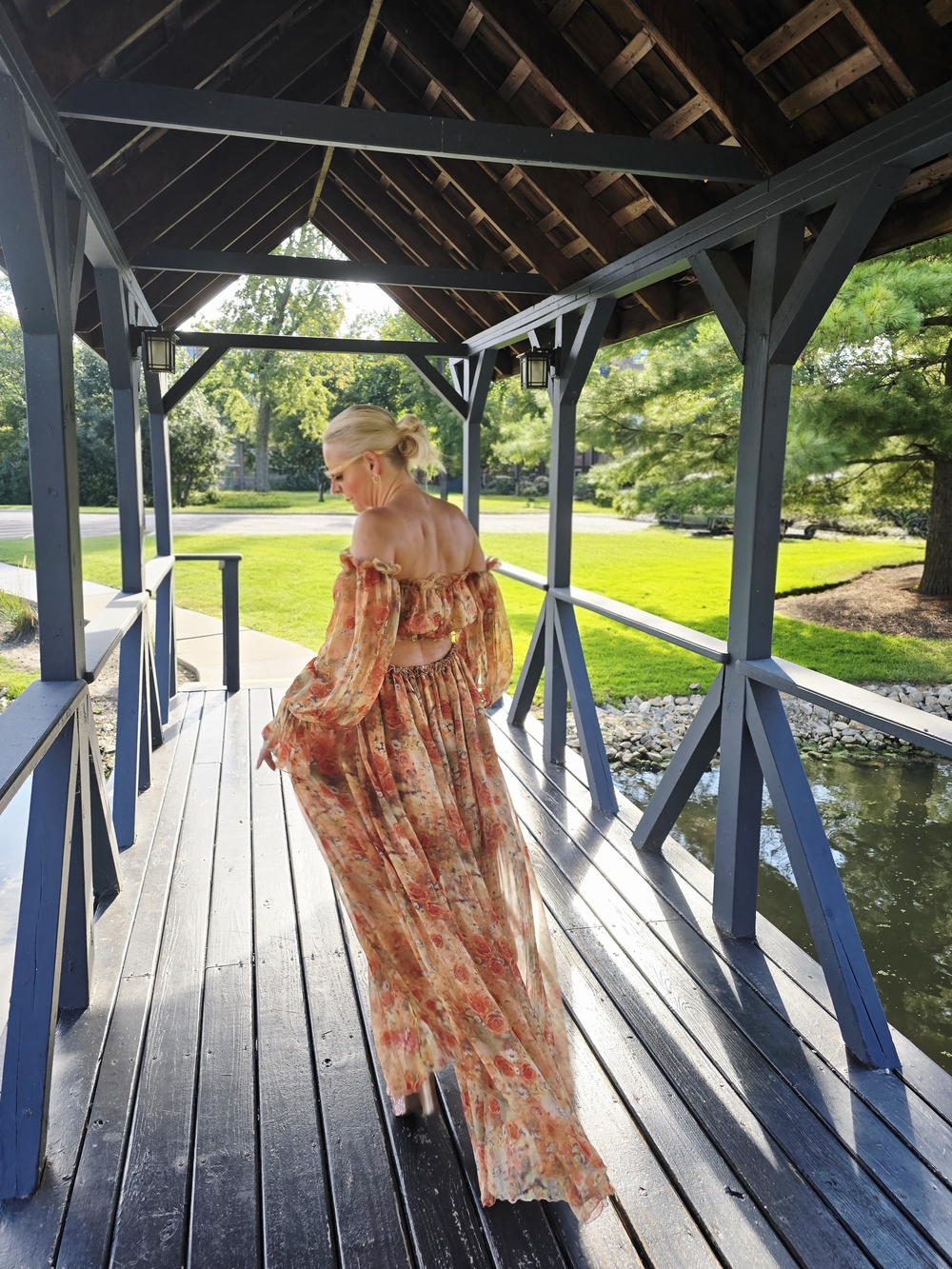 MIMI BOUTIQUE Sheer Off-Shoulder Maxi Dress in Rust Floral made In POLAND - Picture 5 of 9
